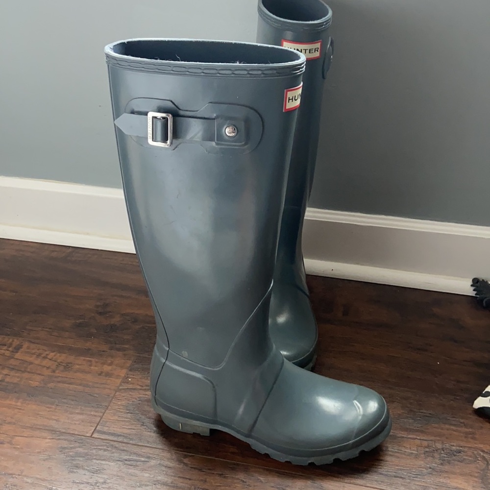 Gray Hunter Rain Boots - image 2